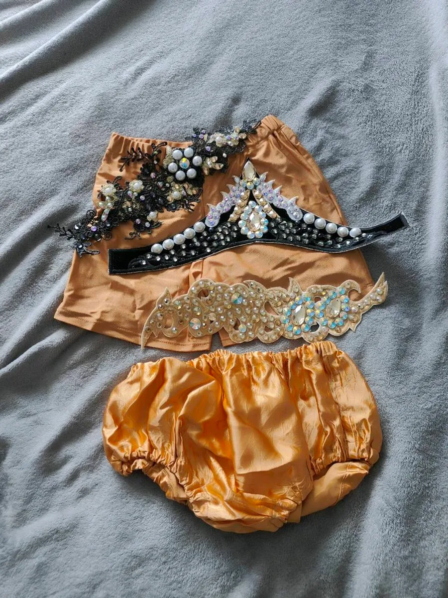 Irish dancing dress - Image 2