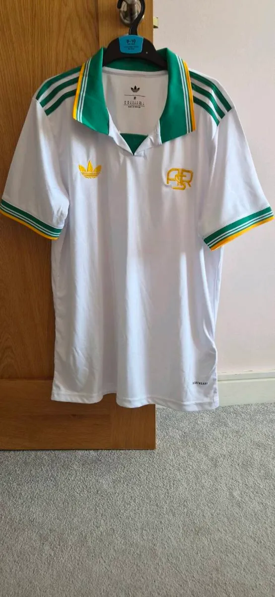 Mens AS Roma 3rd jersey - Image 1