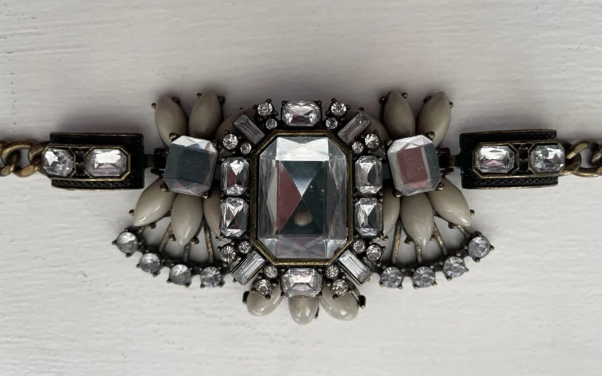 Costume Jewellery - Statement Piece  Good conditio - Image 3