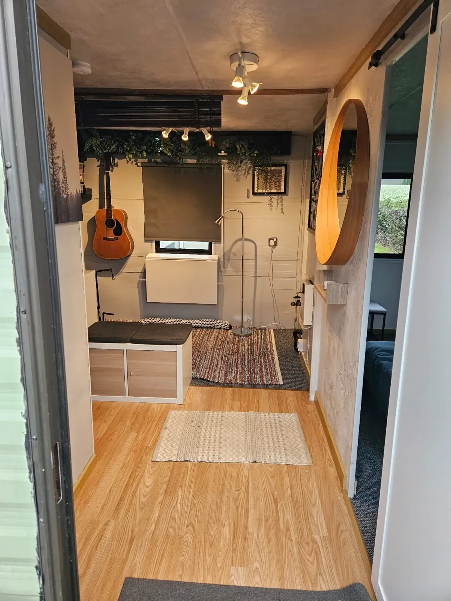 Mobile Home - Image 2