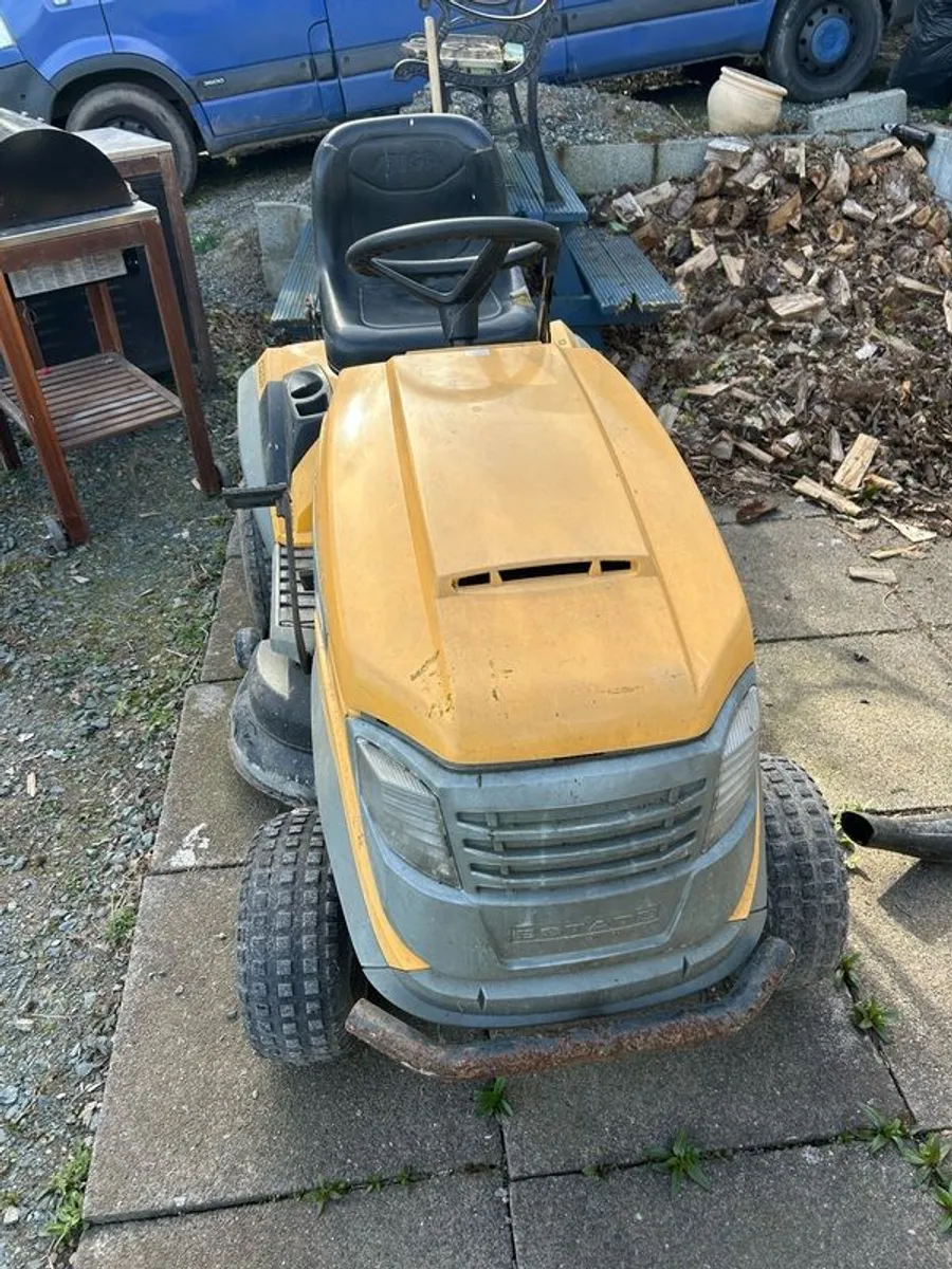 Estate royal k lawnmower - Image 2