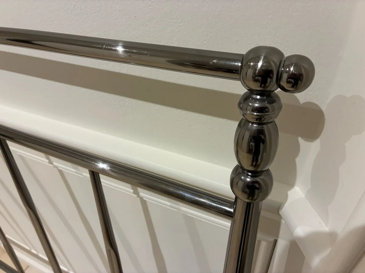 Bed Headboard - Image 2