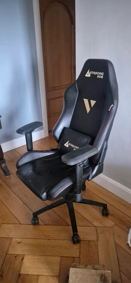 Gaming Chair - Image 2