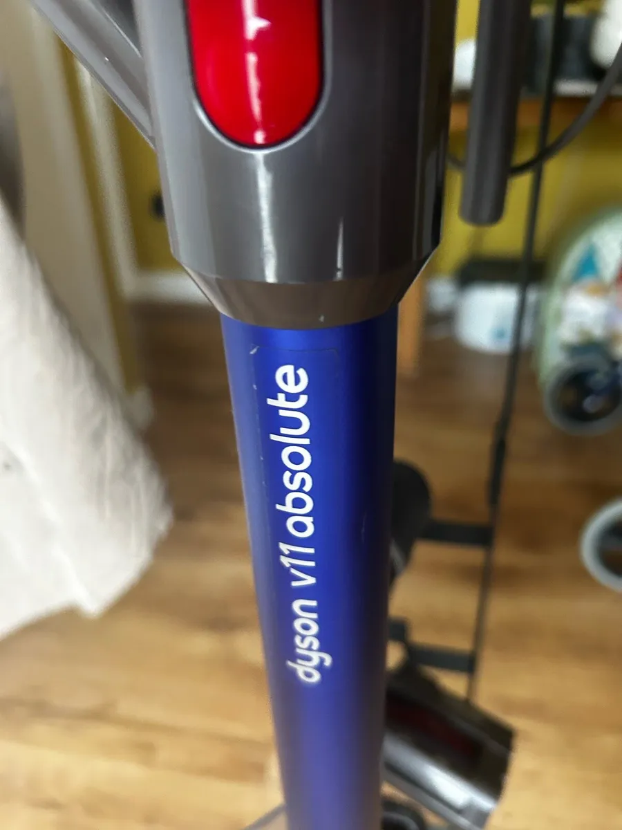 Dyson V11 Absolute (requires Parts) - Image 2