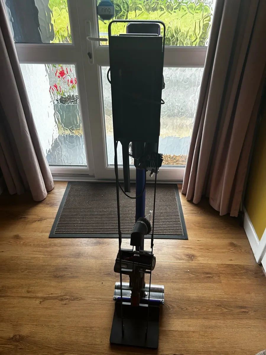 Dyson V11 Absolute (requires Parts) - Image 4