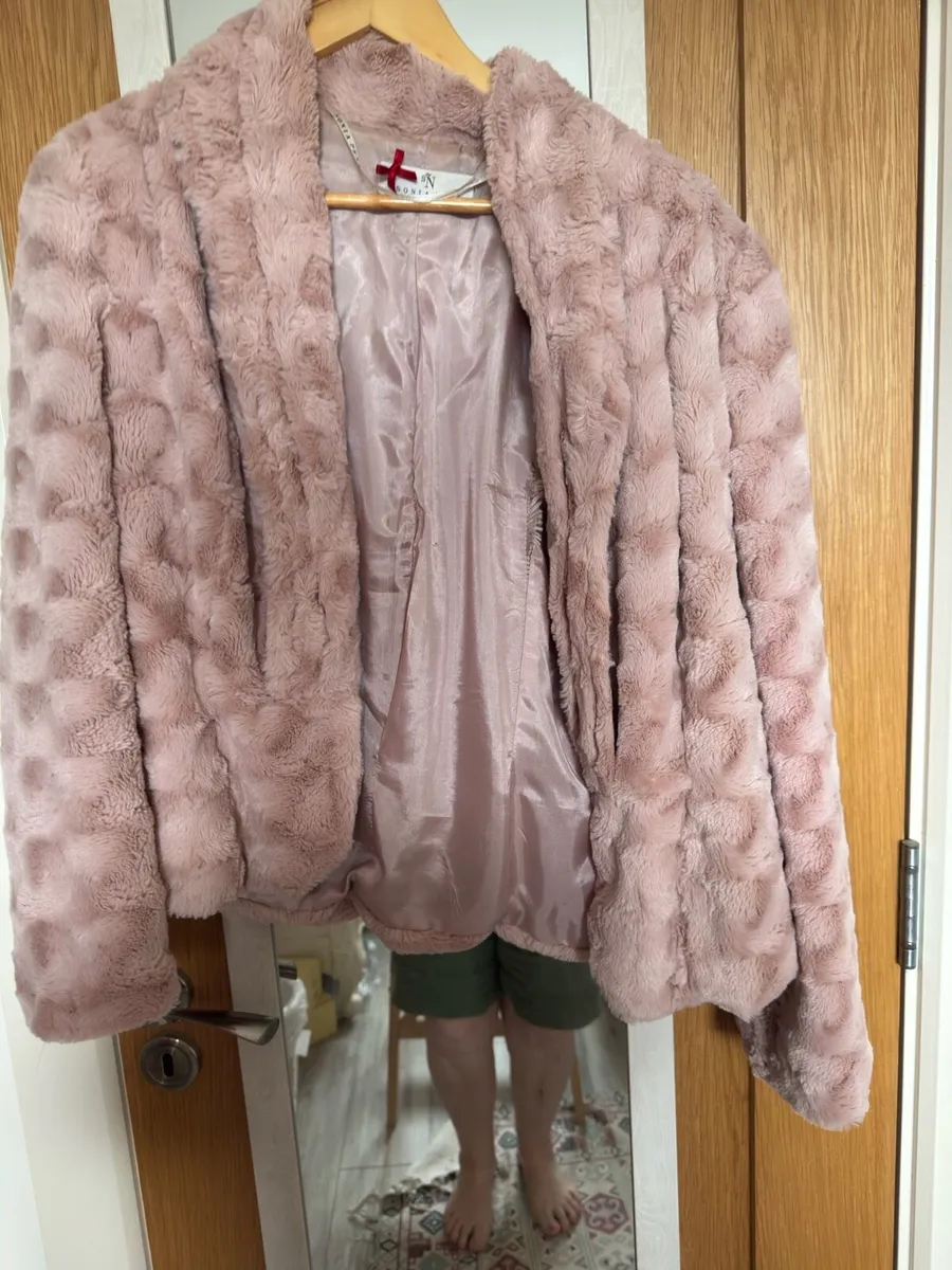 Ladies pink fur jacket