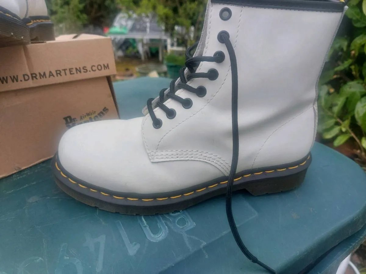 New Dr Marten boots (post included) - Image 3