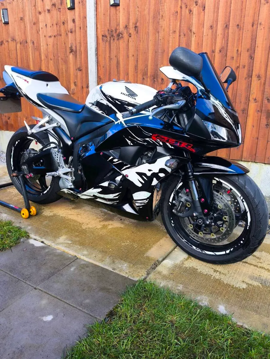 Honda CBR 600rr - Image 2
