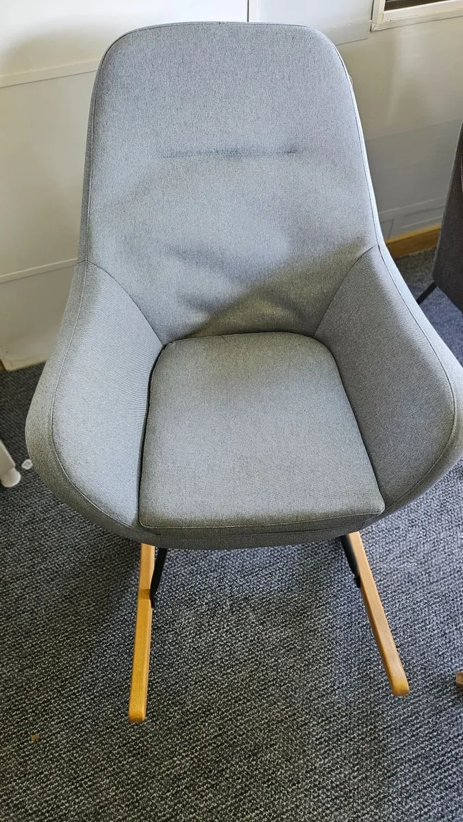 Jisk Rocking Chair - Image 2