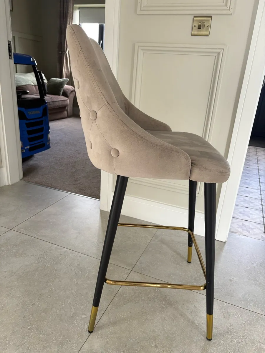 4x island chairs - Image 2