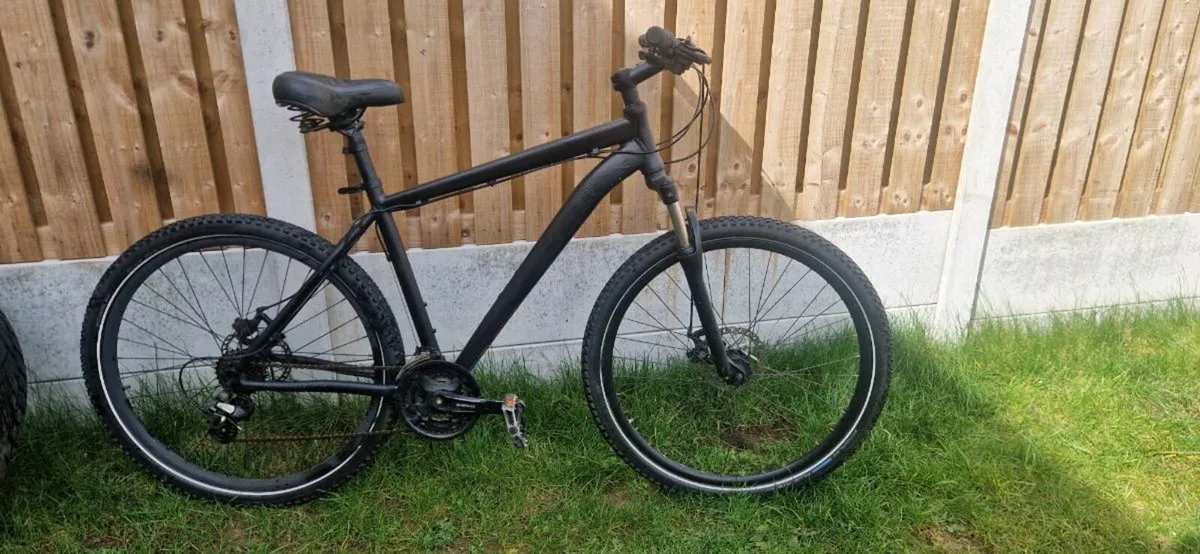 Black mountain bike ( serviced )( delivery ) - Image 1