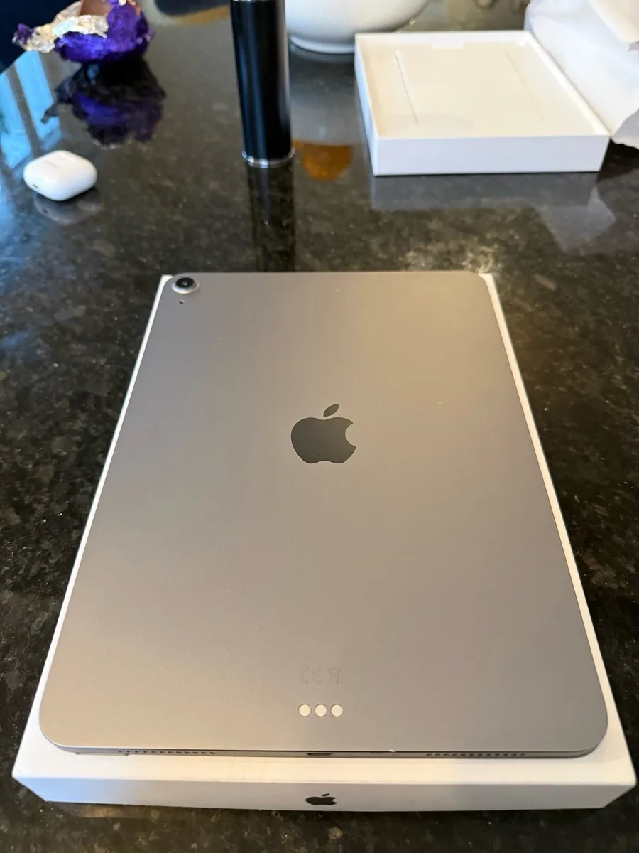 Apple iPad Air (M4) 11-inch Wi-Fi 2026 - Image 4