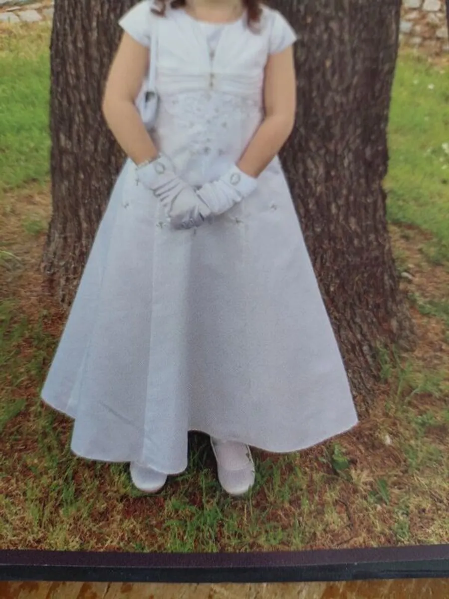 Communion dress and accessories - Image 3