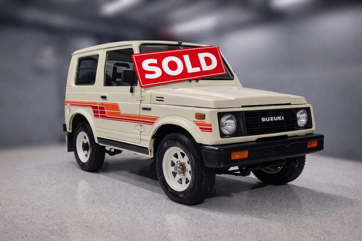 Suzuki SJ 413 - Image 1