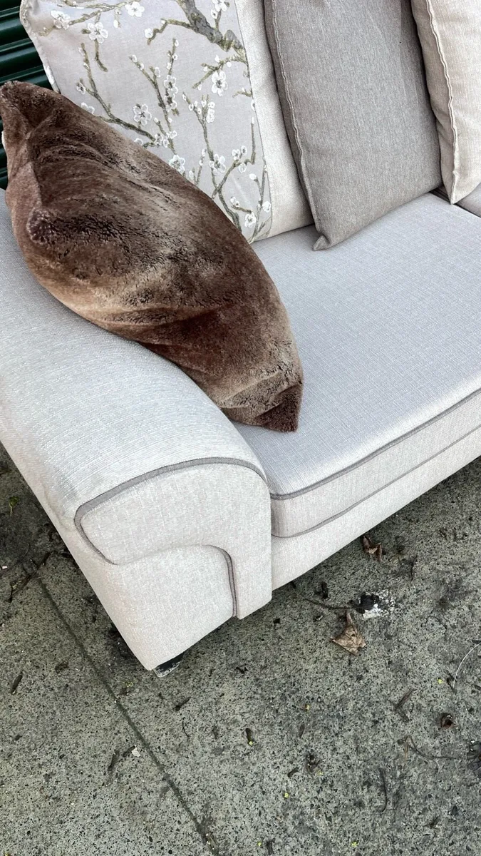 Dfs 3 seater sofa - Image 2