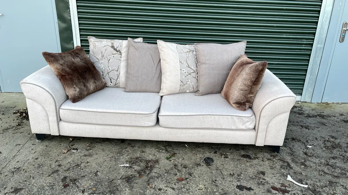 Dfs 3 seater sofa - Image 3