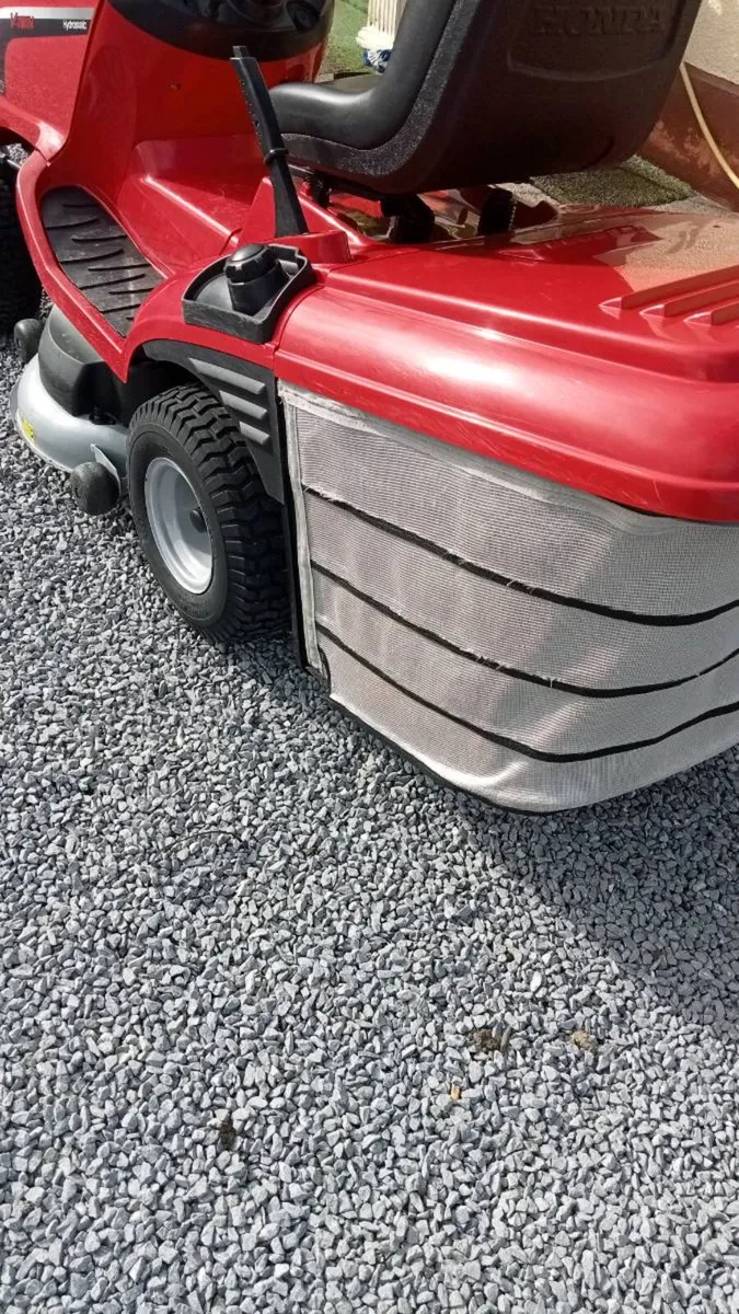 Honda 2417 ( AS NEW ) - Image 3