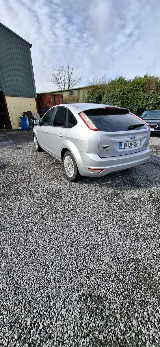 Ford Focus 2010 - Image 3