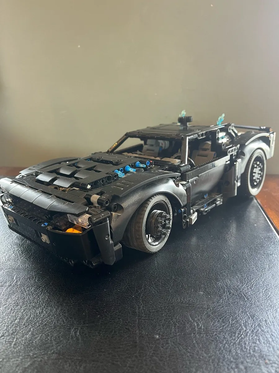 Lego Technic Batmobile - Image 1