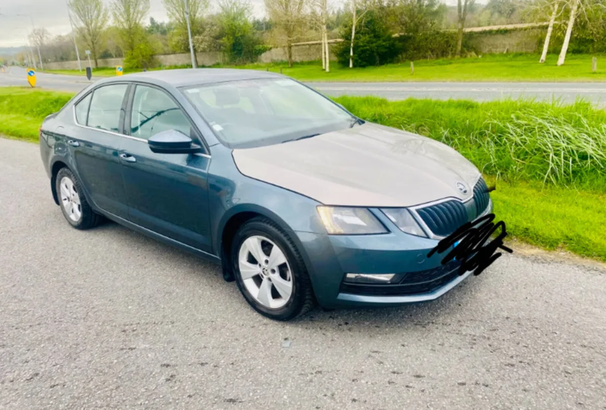 2017 skoda Octavia - Image 2