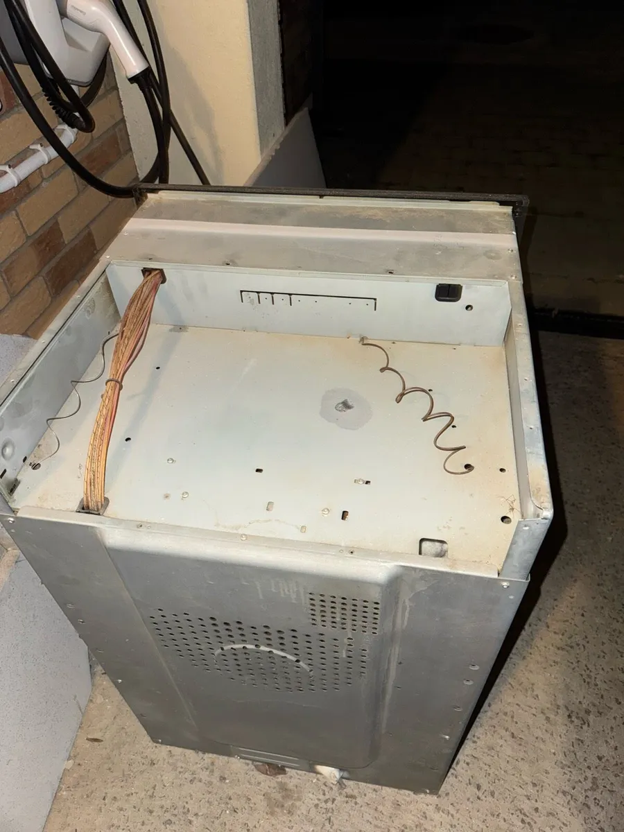 Neff built in oven and grill - Image 2