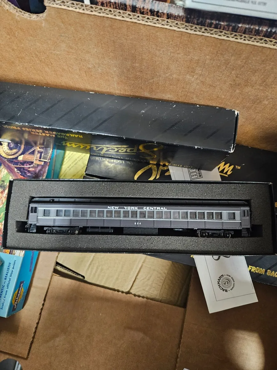 Hornby Bachmann Ho Scale American Carraige