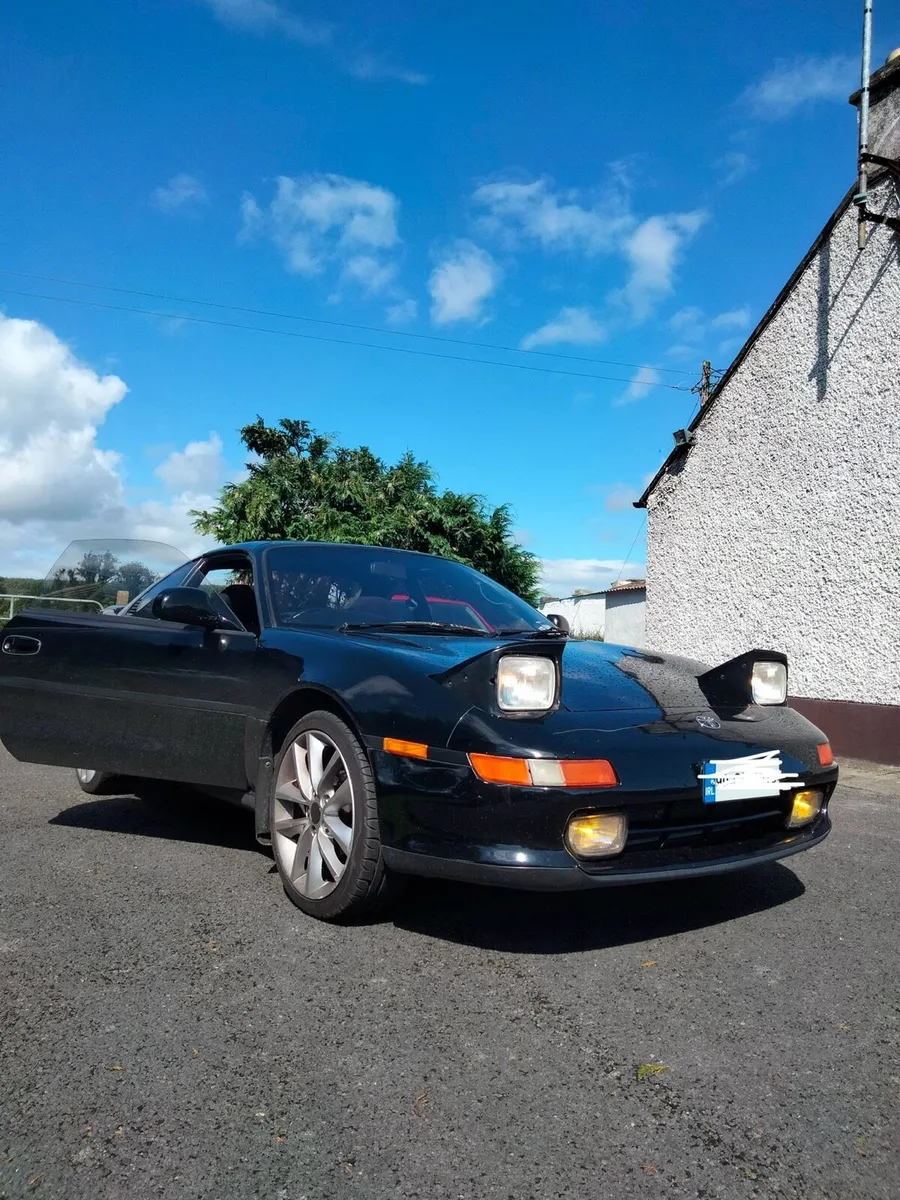 Toyota Mr2 - Image 1