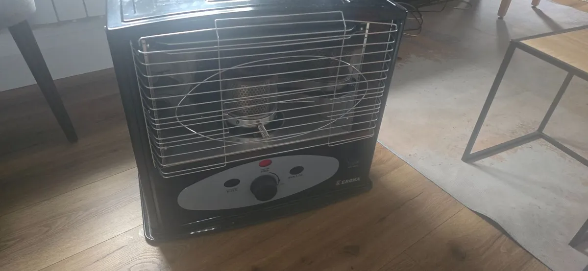 Radiant Clear Paraffin Heater - Image 1