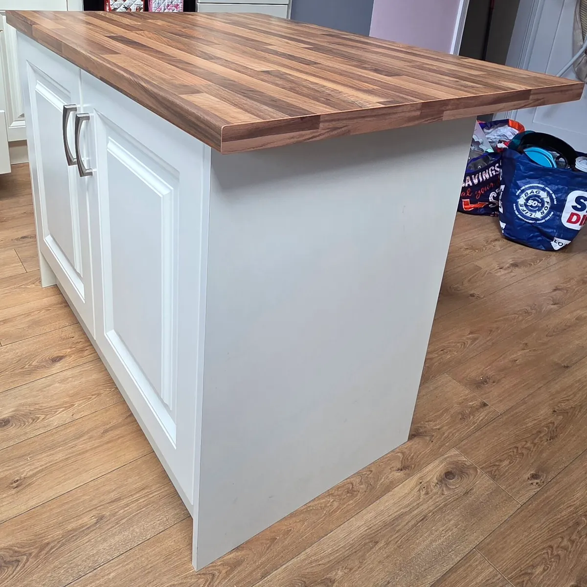 Kitchen Island - Image 2