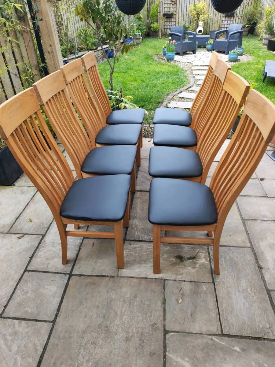 8 kitchen dining chairs - Image 1