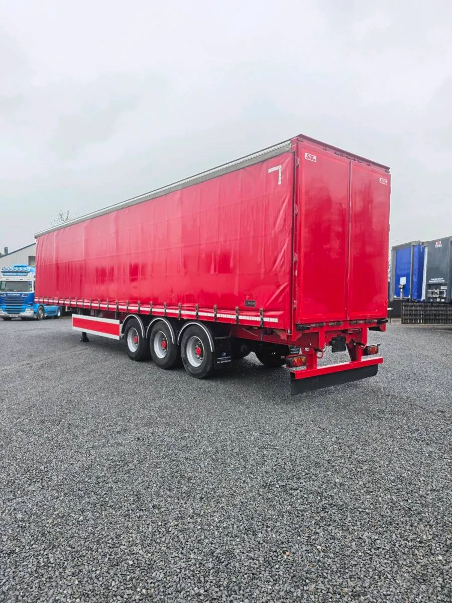 2011/12 SDC CURTAINSIDERS - Image 3