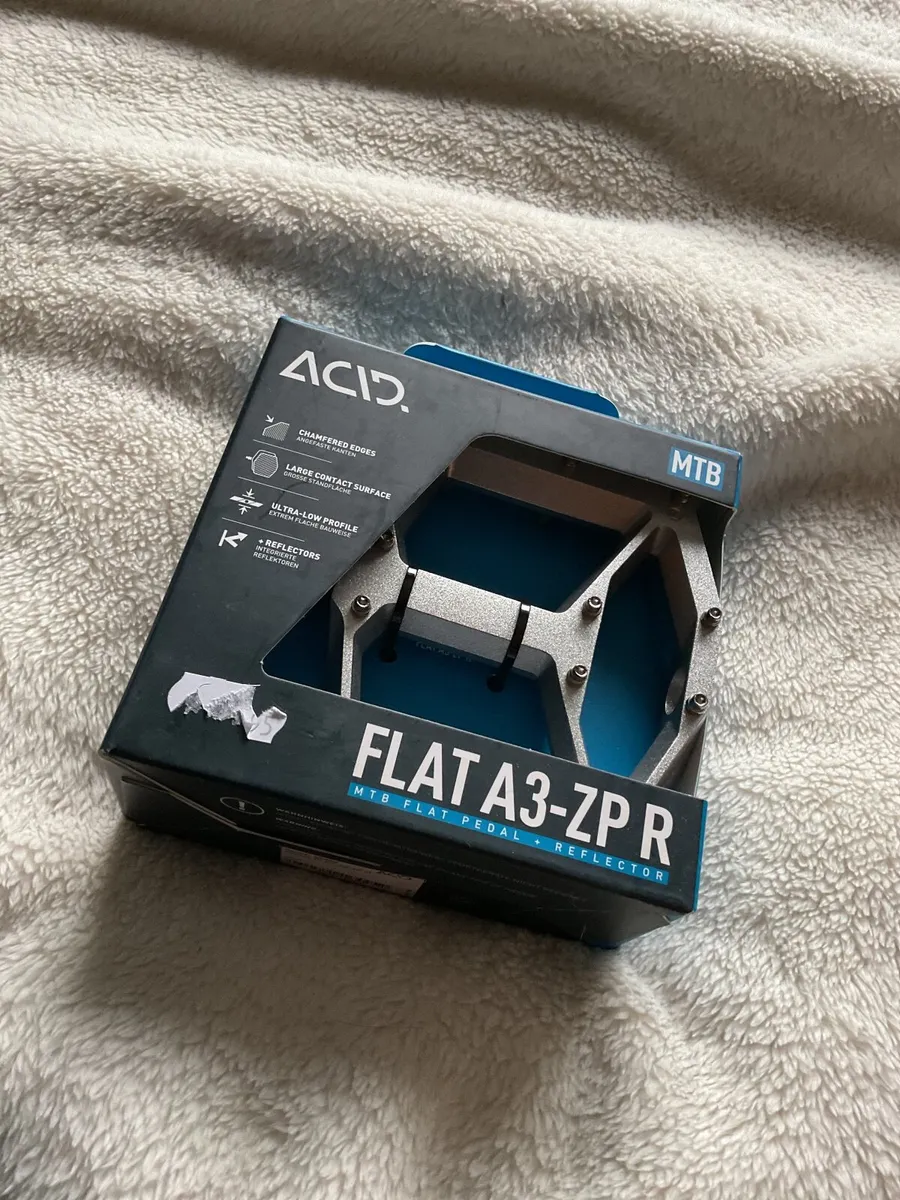 Silver MTB Pedals - Image 1