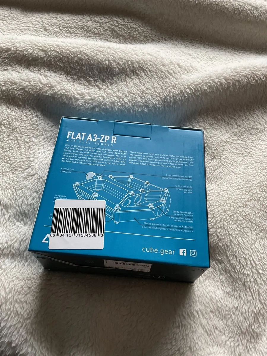 Silver MTB Pedals - Image 2