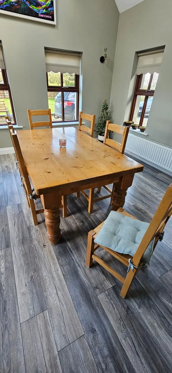 Dining table and chairs - Image 2