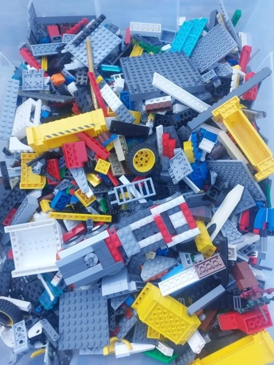 lego - Image 1