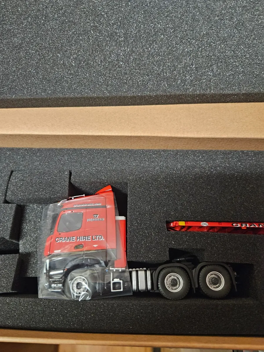 Corgi WSI Crane Hire 1.50 - Image 4