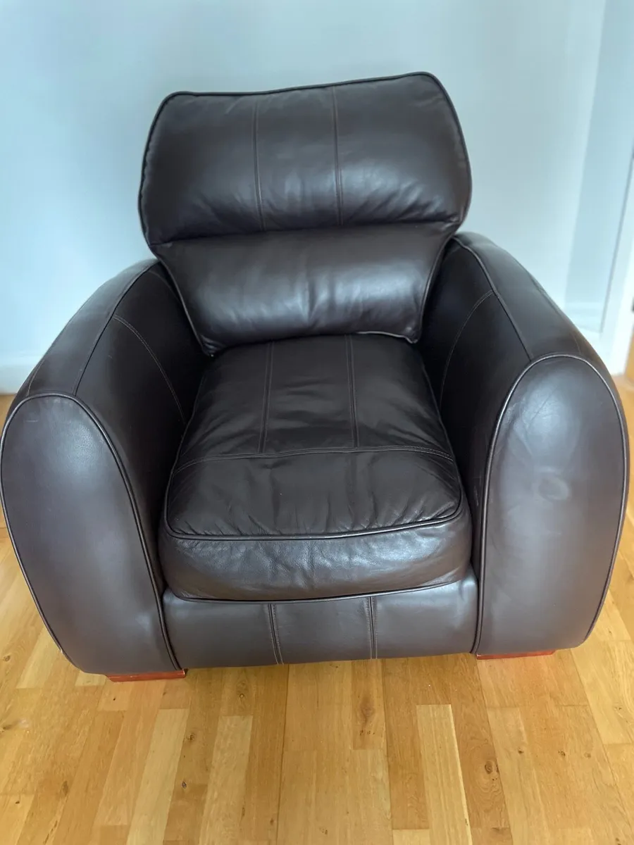 Leather chairs - Image 1
