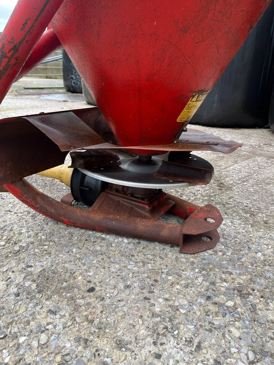 5 bag Fertiliser spreader - Image 4