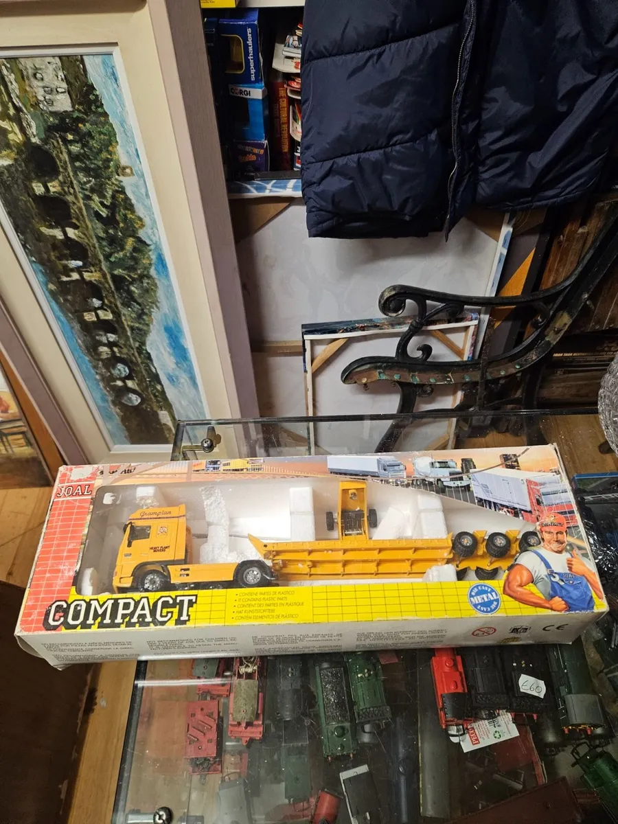 Corgi Joal Truck and Low Loader Trailer 1.50 - Image 1