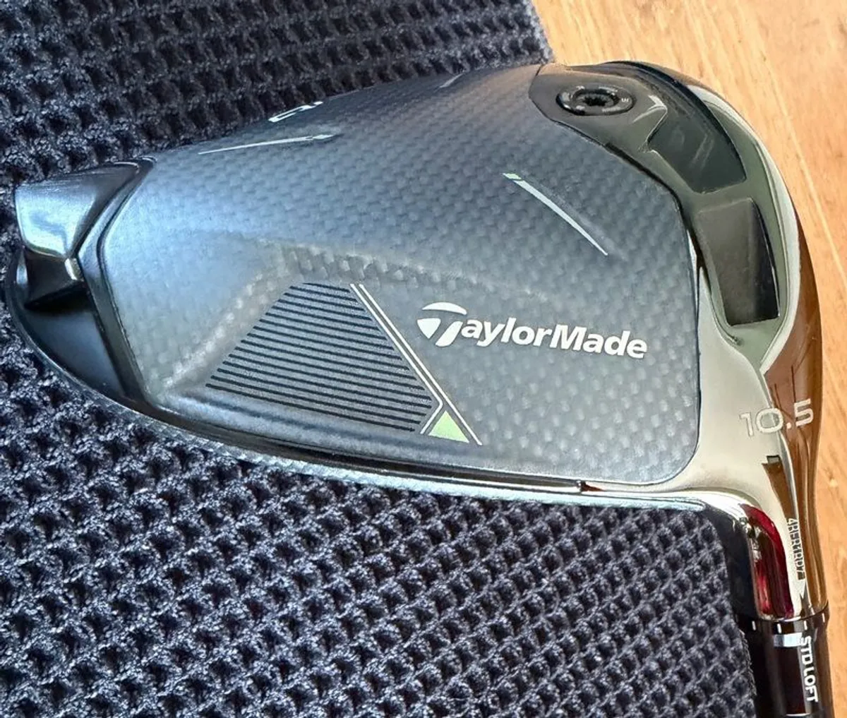 Taylormade Qi35 RH Driver 10.5 Stiff Shaft - Image 3