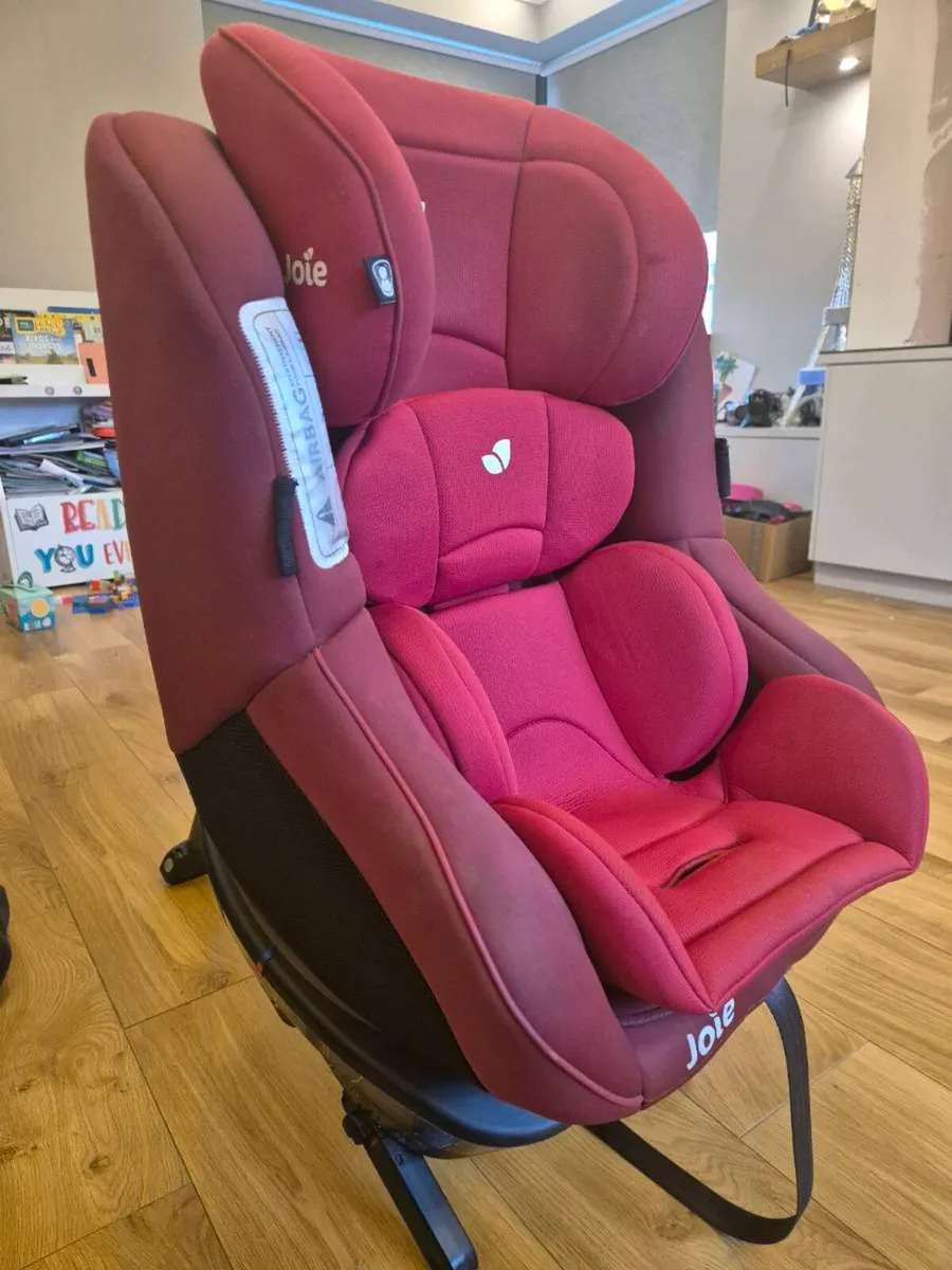 Joie 360 Spin Red Car set - Image 1