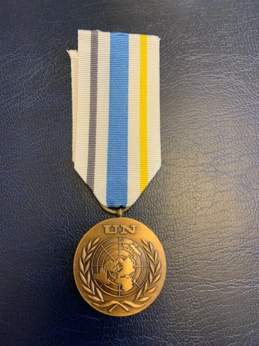 UNITED NATIONS POLICE SUPPORT GROUP MEDAL - Image 1