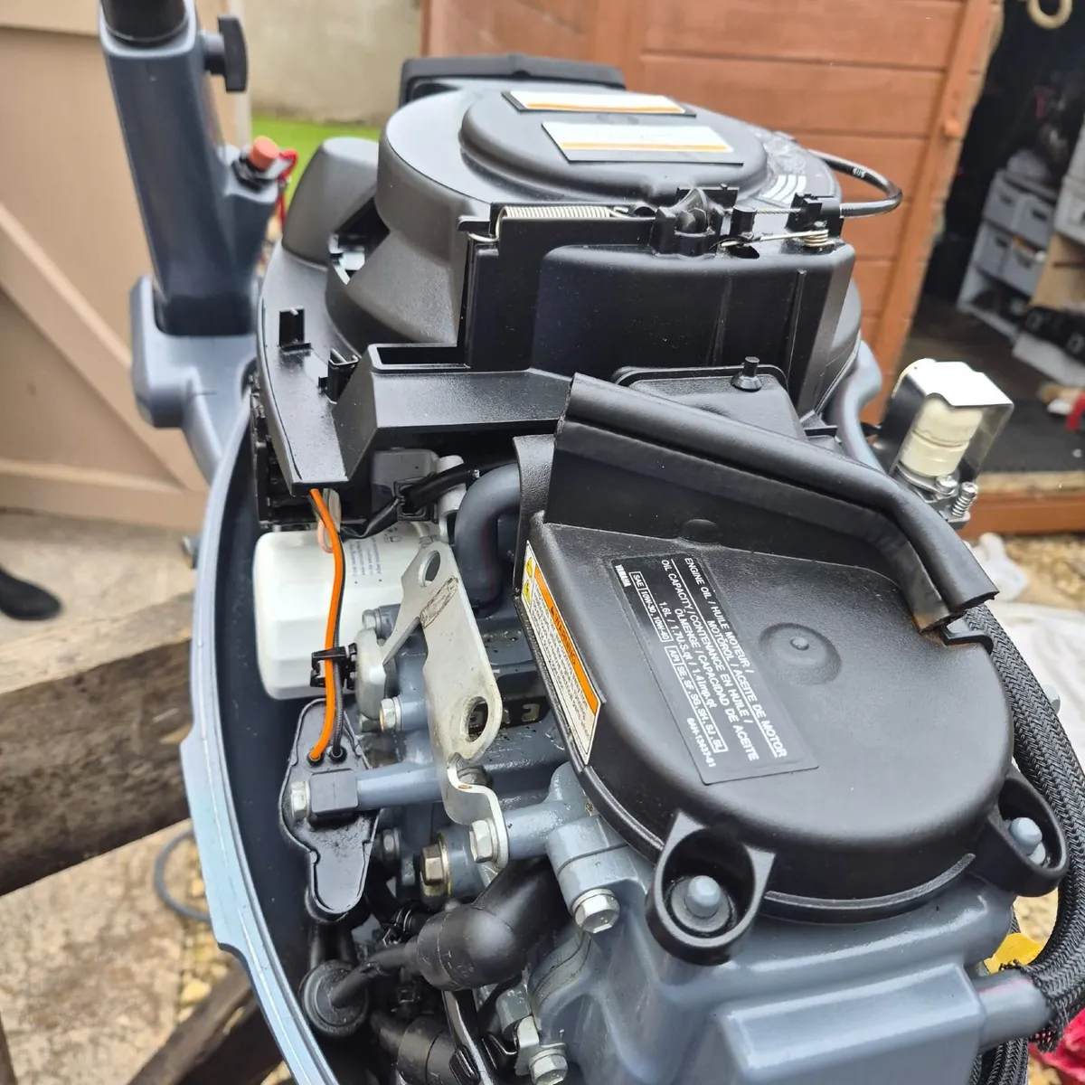 outboard engine - Image 1