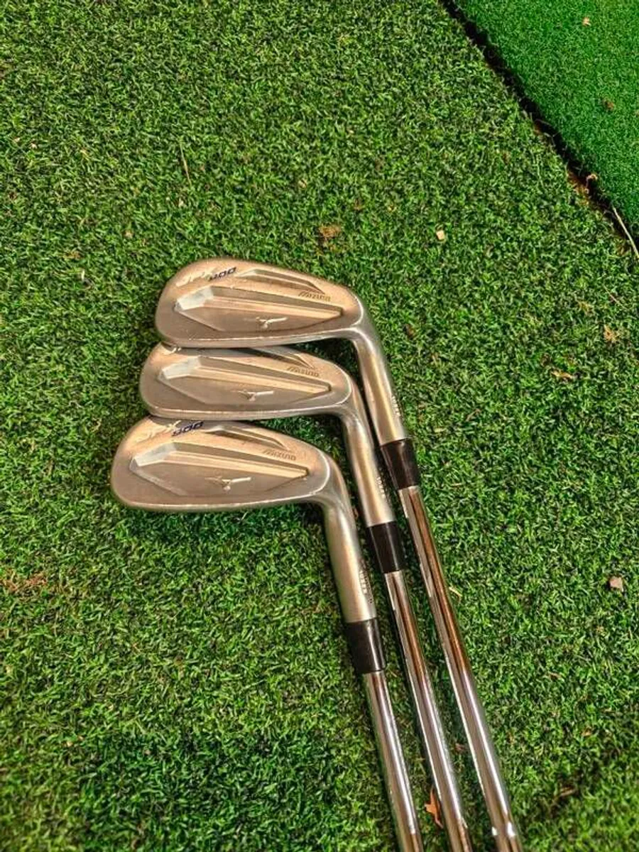 Mizuno JPX 900 Tour Irons - Image 2