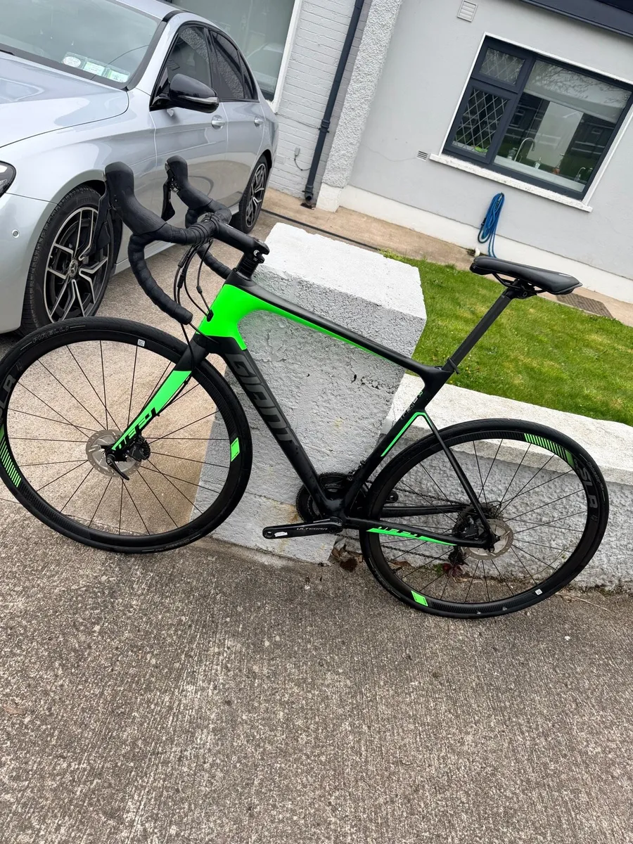 Giant Defy Advanced Pro 1 ( Full Carbon) M/L - Image 4