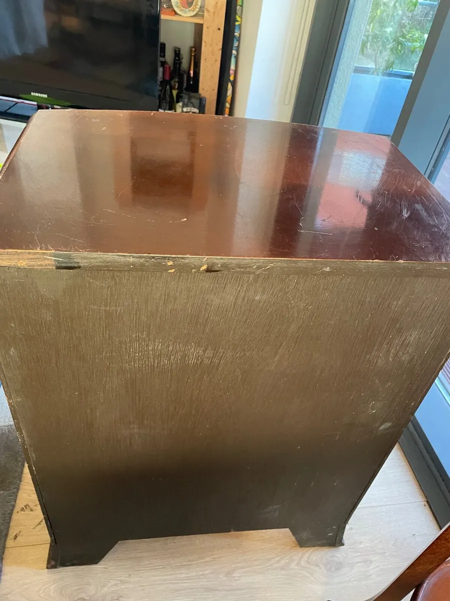 Chest of drawers - Image 2