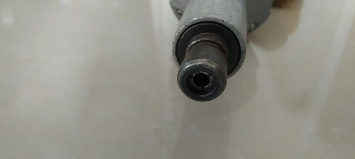 Bosch GGS 27 L Die Grinder 110v - Image 3