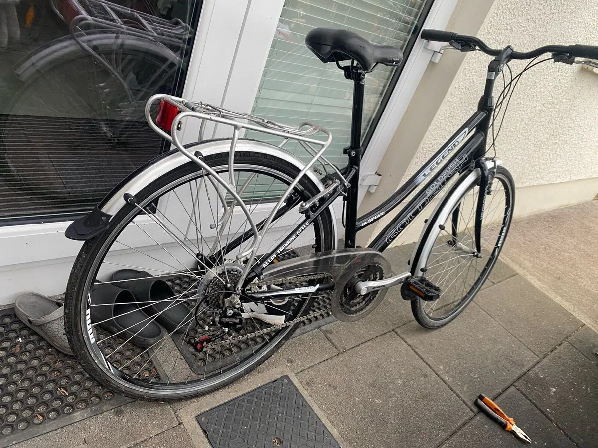 Like new goldrush legend hybrid 28 inch - Image 4