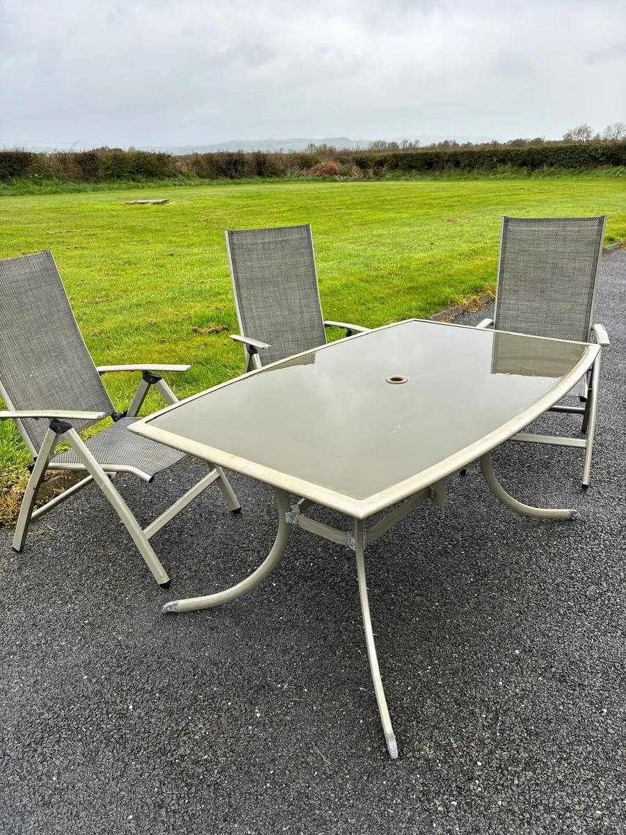 Garden Table & 4 Chairs - Image 1