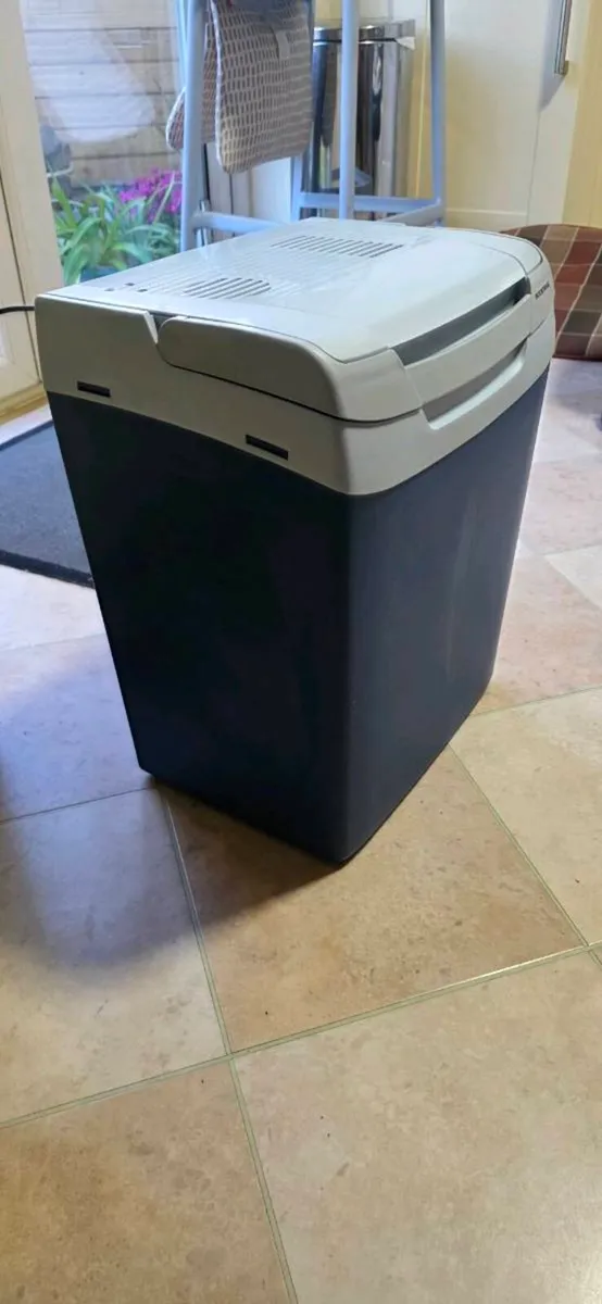 Electric cooler - Image 2